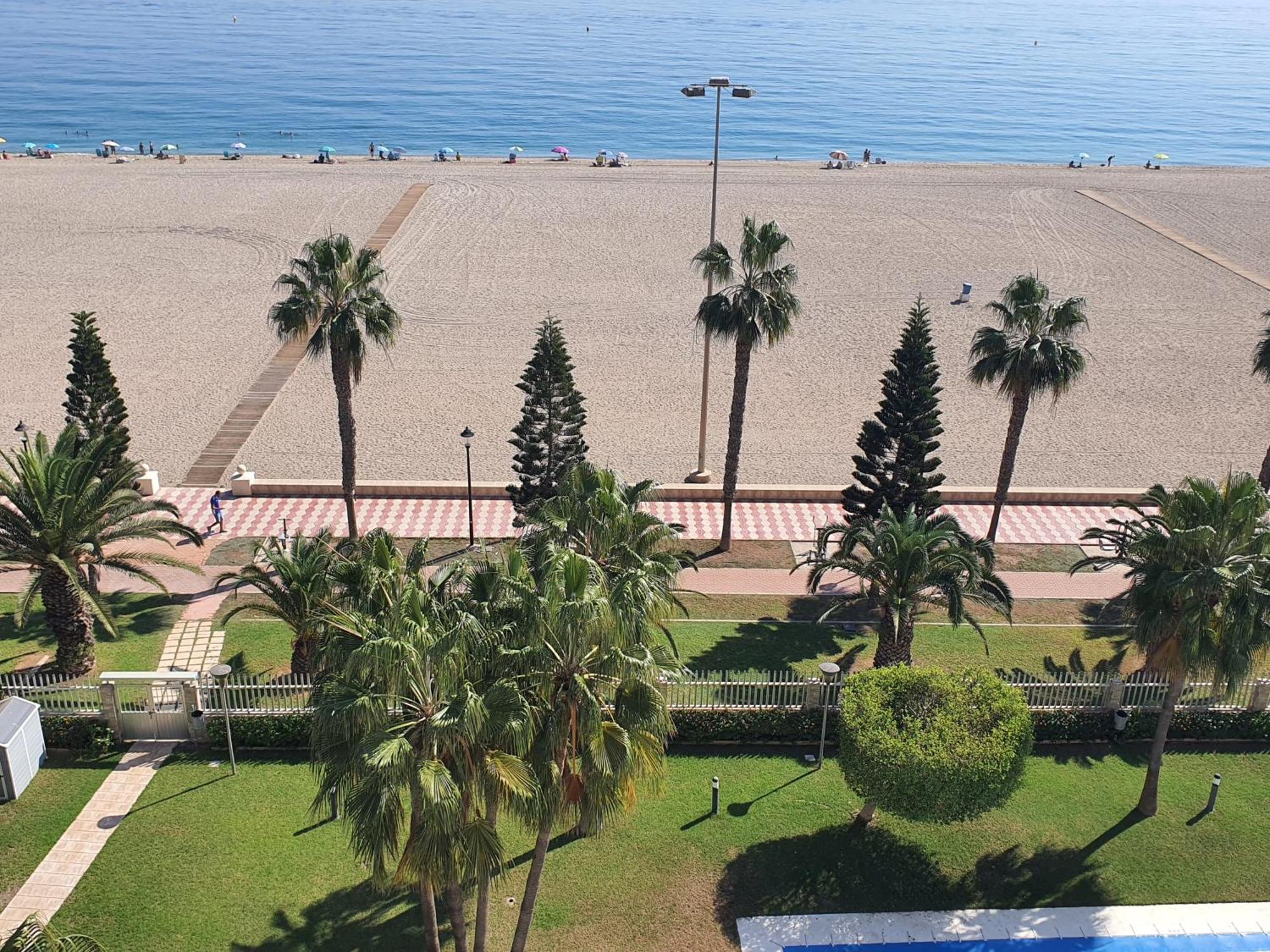 Primera Linea Playa Roquetas de Mar Exterior photo