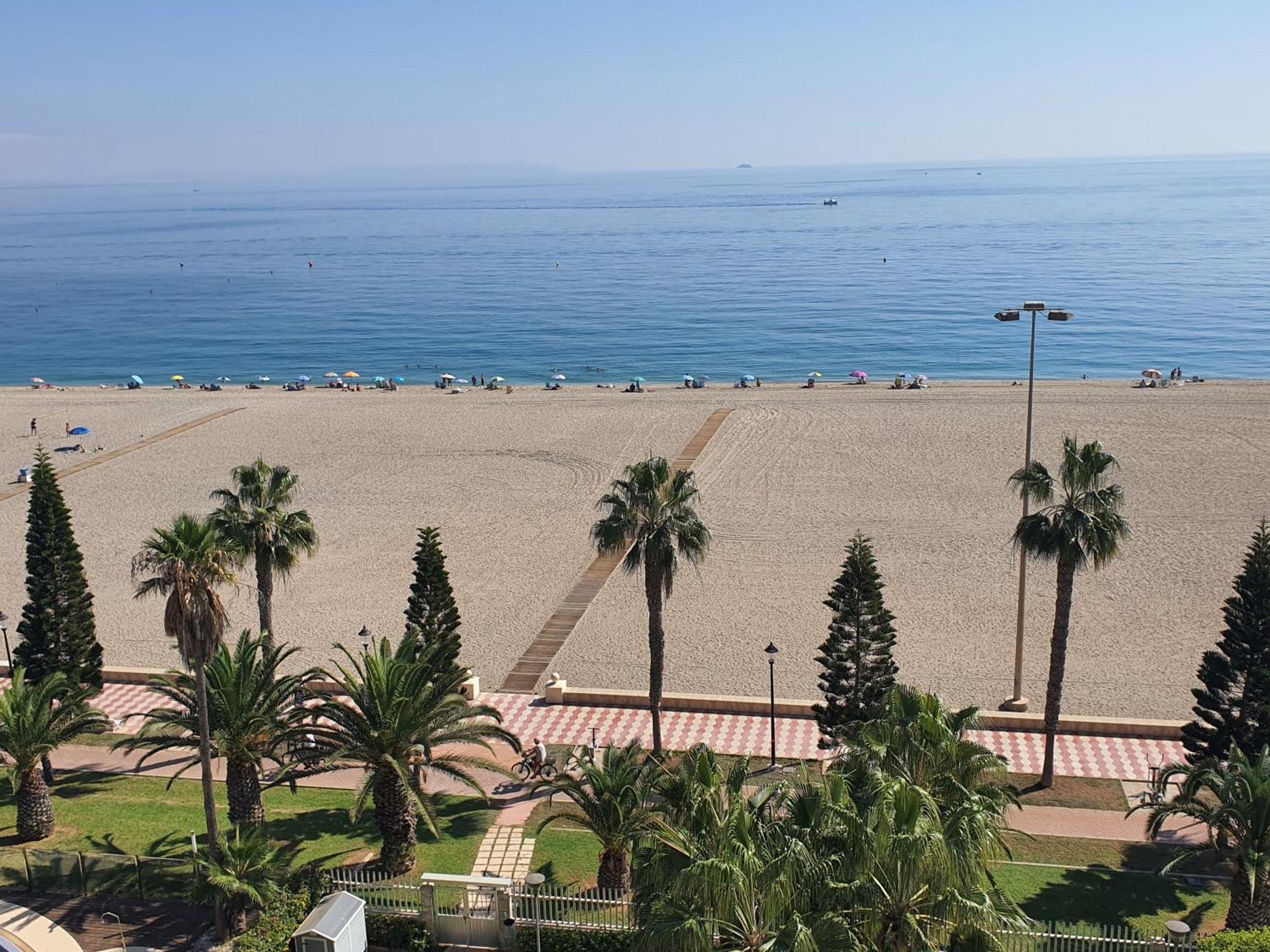 Primera Linea Playa Roquetas de Mar Exterior photo